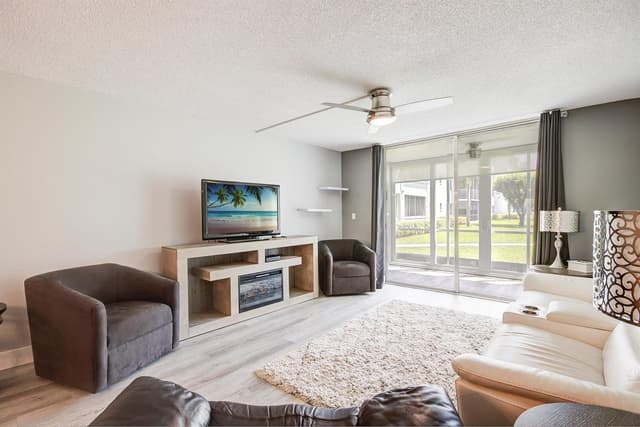 6698 10th Avenue N # 109, Lake Worth FL 33467 - Lake Worth, FL - Photo 7