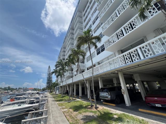 13155 Ixora Ct # 703, North Miami FL 33181 - North Miami, FL - Photo 3