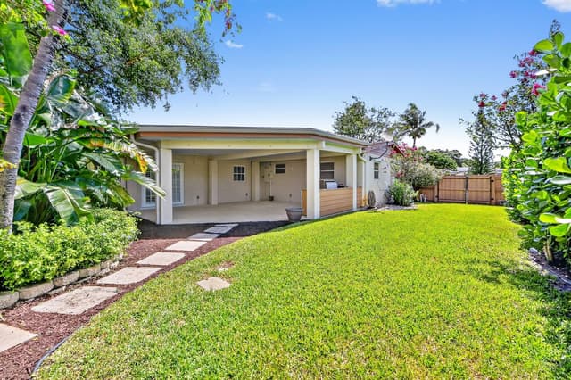 313 Poe Drive, Palm Springs FL 33461 - Palm Springs, FL - Photo 5