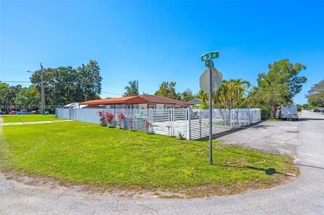 302 NW 100th St, Miami FL 33150 - Miami, FL - Photo 2