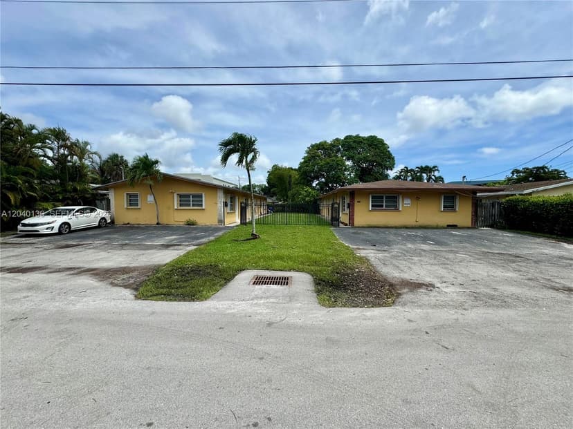 1723 SW 21st St, Fort Lauderdale FL 33315