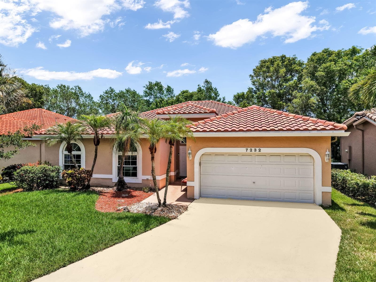 7232 NW 58th Way, Parkland FL 33067