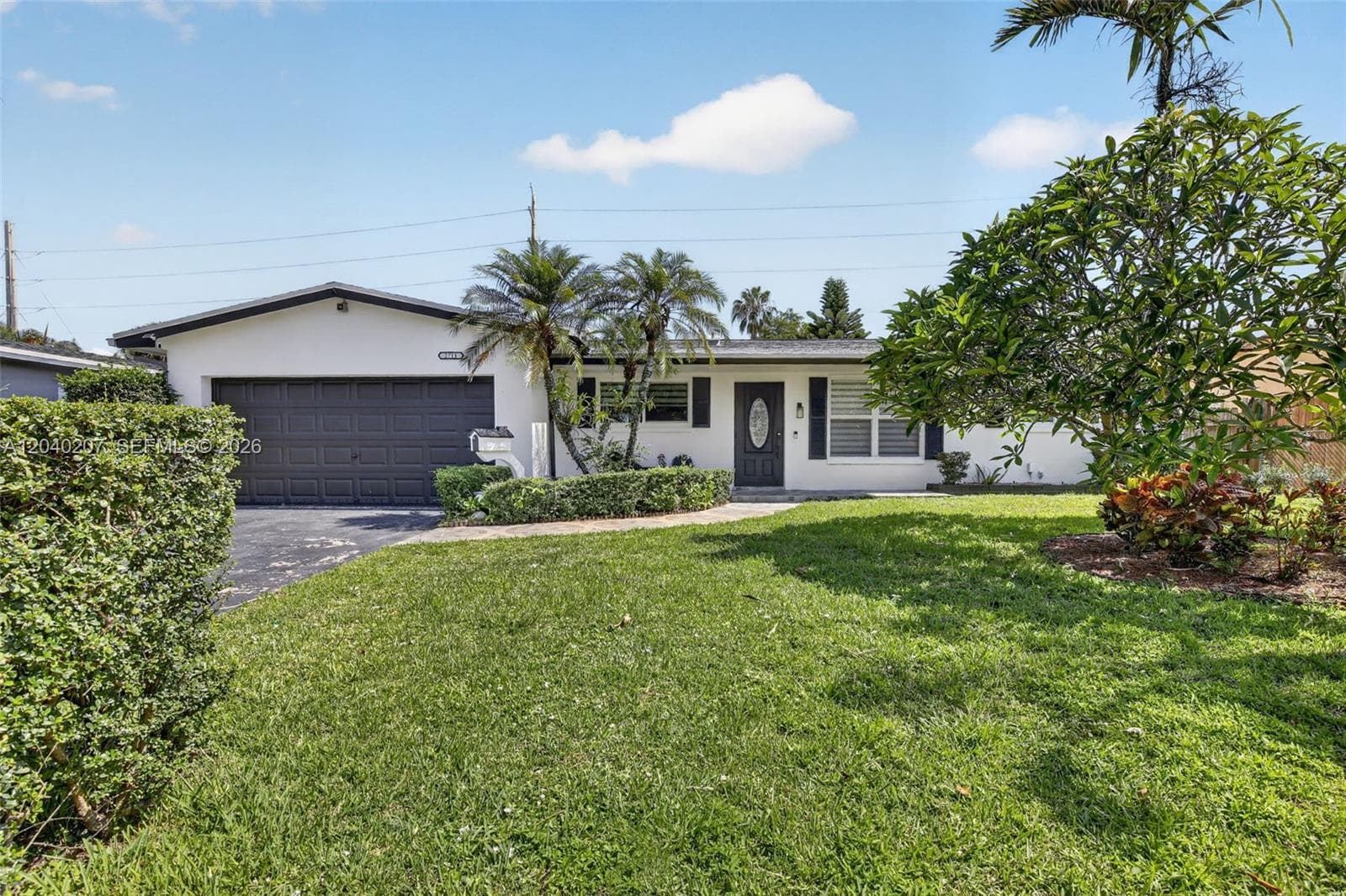 2711 Arthur St, Hollywood FL 33020