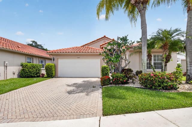 5293 Grey Birch Lane, Boynton Beach FL 33437 - Boynton Beach, FL - Photo 2