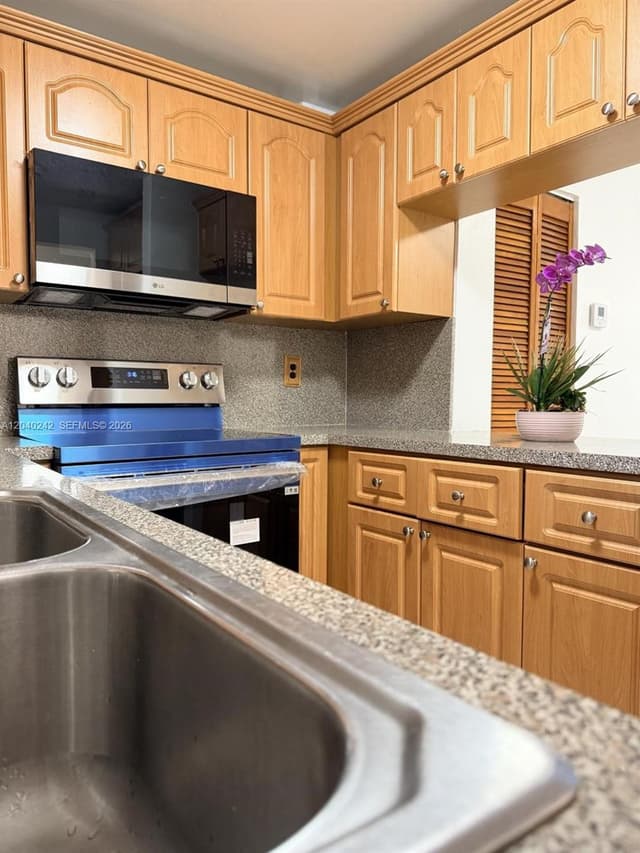 1910 W 56th St # 3312, Hialeah FL 33012 - Hialeah, FL - Photo 2