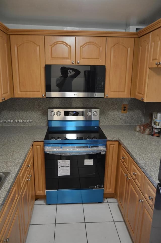 1910 W 56th St # 3312, Hialeah FL 33012 - Hialeah, FL - Photo 3