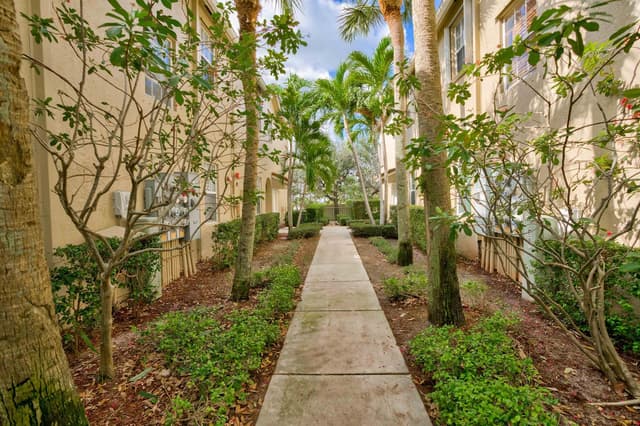 115 Lighthouse Circle # B, Tequesta FL 33469 - Tequesta, FL - Photo 6