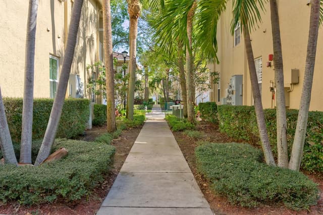 115 Lighthouse Circle # B, Tequesta FL 33469 - Tequesta, FL - Photo 7