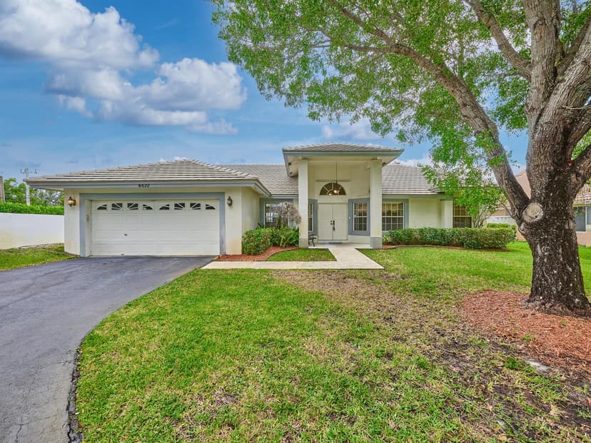 4610 NW 100th Way, Coral Springs FL 33076