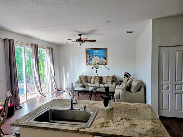 5069 Starblaze Drive, FL 33463 - Photo 5