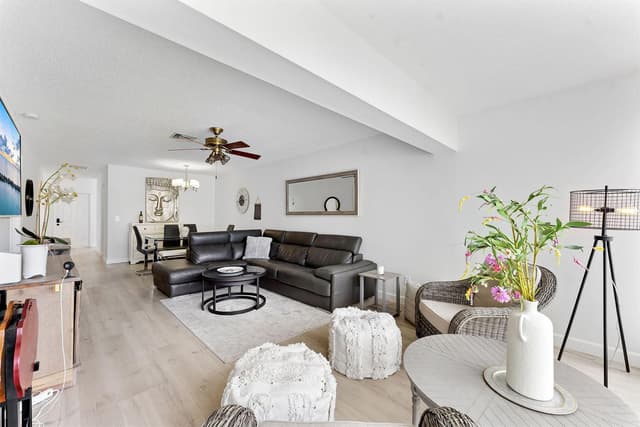 1110 Boxwood Drive # 202, Delray Beach FL 33445 - Delray Beach, FL - Photo 2