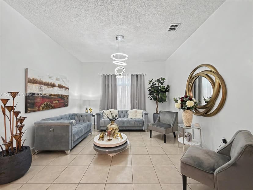 522 NE 20th Ave, Homestead FL 33033