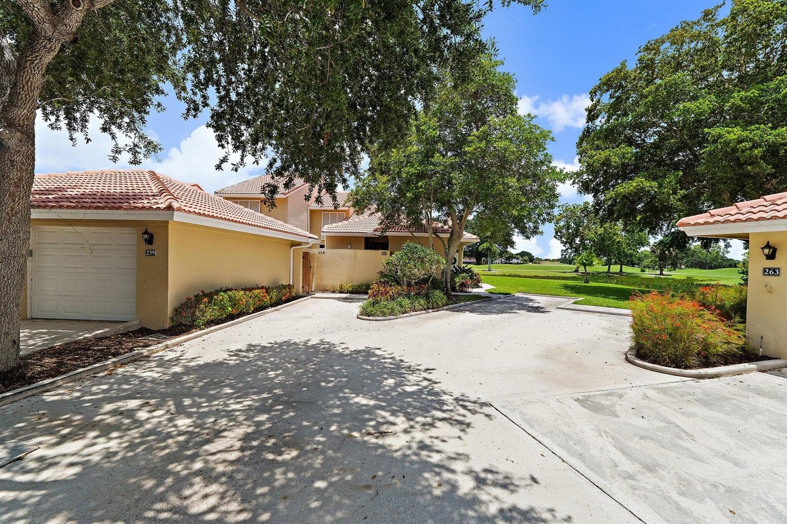 261 Old Meadow Way Way, Palm Beach Gardens FL 33418 - Palm Beach Gardens, FL - Photo 1
