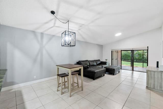 4149 Palm Forest Drive S, Delray Beach FL 33445 - Delray Beach, FL - Photo 7