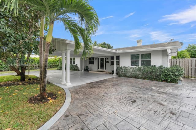 1405 SW 4th Ter, Pompano Beach FL 33060 - Pompano Beach, FL - Photo 2