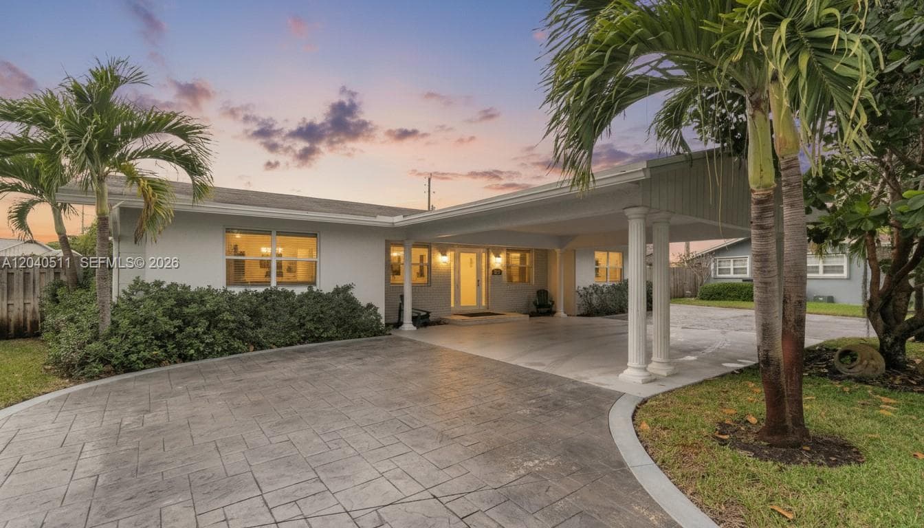 1405 SW 4th Ter, Pompano Beach FL 33060 - Pompano Beach, FL - Photo 1