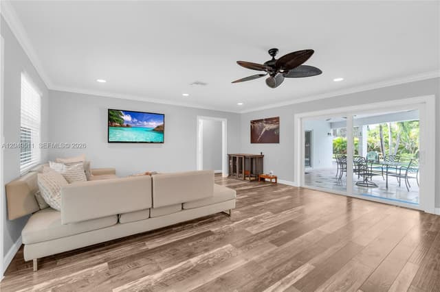 1405 SW 4th Ter, Pompano Beach FL 33060 - Pompano Beach, FL - Photo 4