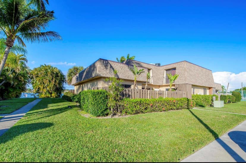 4101 N Waterview Circle # a, Palm Springs FL 33461