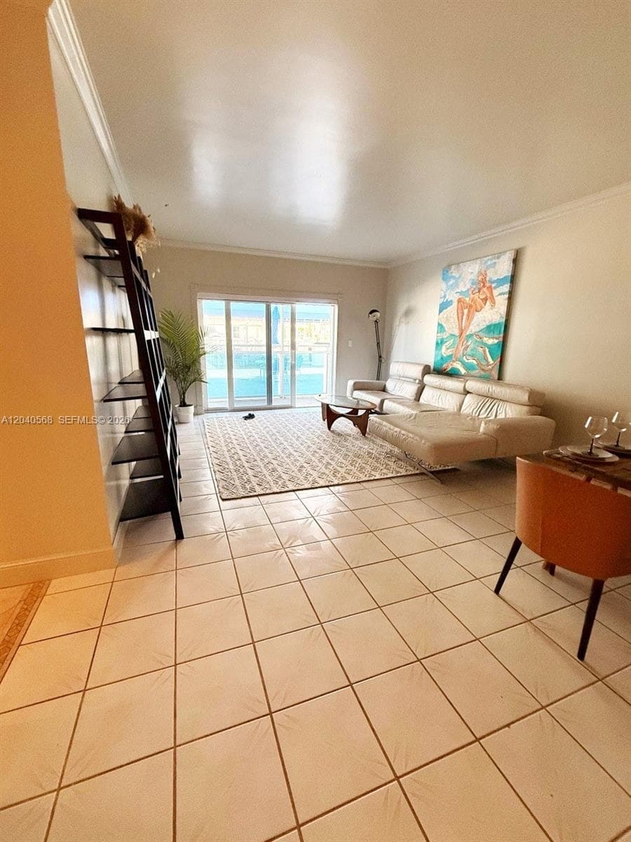 1701 S Ocean Dr # 105, Hollywood FL 33019