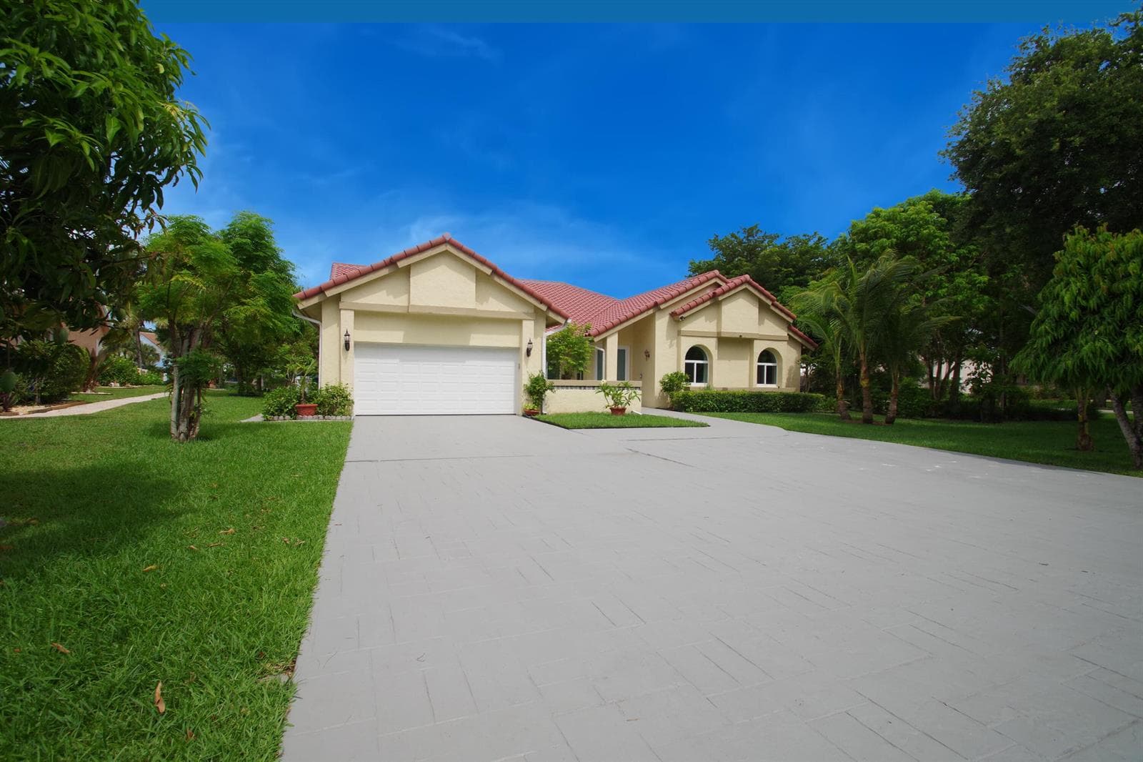 6300 NW 60th Way, Parkland FL 33067