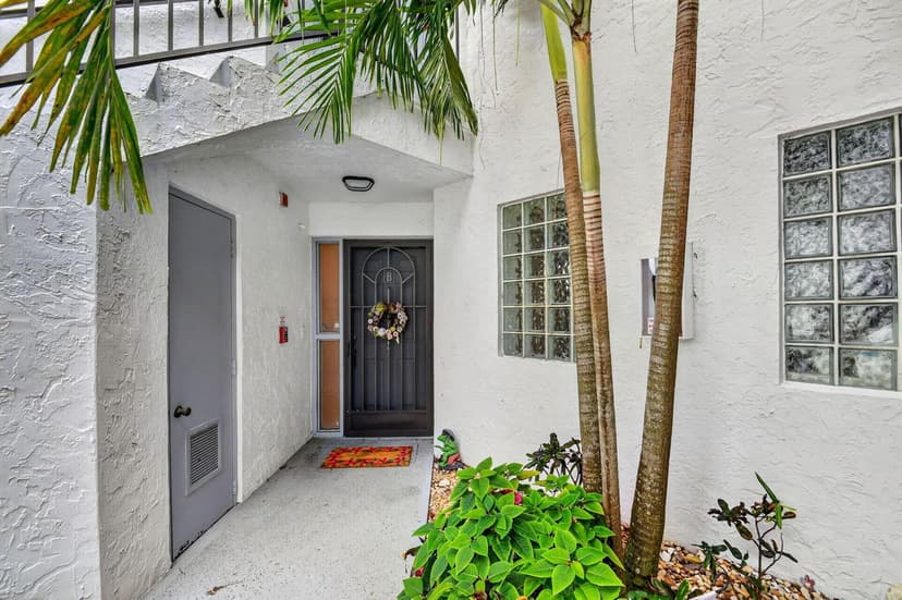 5395 Firenze Drive # B, Boynton Beach FL 33437