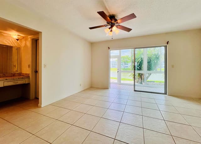 107 Wellington D, West Palm Beach FL 33417 - West Palm Beach, FL - Photo 6