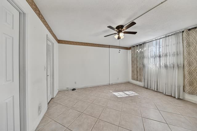 400 SE 10th Street # 205, Deerfield Beach FL 33441 - Deerfield Beach, FL - Photo 5
