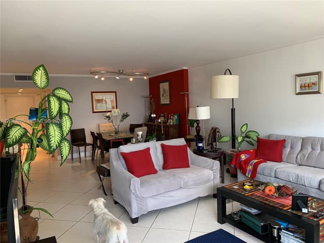 5700 Collins Ave # 12N, Miami Beach FL 33140 - Miami Beach, FL - Photo 4
