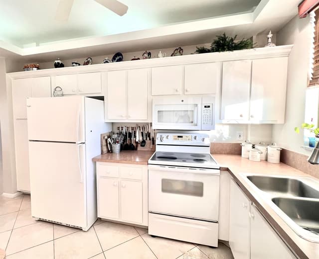 100 Paradise Harbour Boulevard # 506, North Palm Beach FL 33408 - North Palm Beach, FL - Photo 2