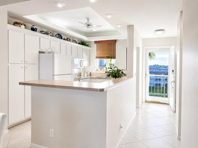 100 Paradise Harbour Boulevard # 506, North Palm Beach FL 33408