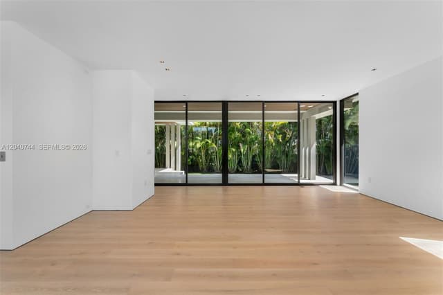 165 Hampton Ln, Key Biscayne FL 33149 - Key Biscayne, FL - Photo 7