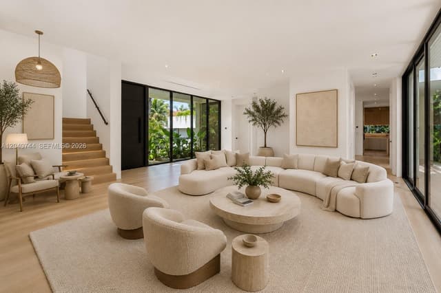 165 Hampton Ln, Key Biscayne FL 33149 - Key Biscayne, FL - Photo 4