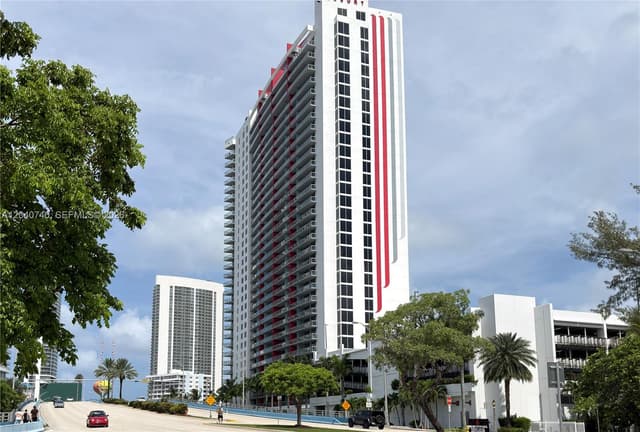 2602 E Hallandale Beach Blvd # R1910, Hallandale Beach FL 33009 - Hallandale Beach, FL - Photo 4