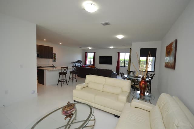15743 SW 136th Terrace, Miami FL 33196 - Miami, FL - Photo 2