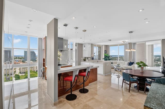 550 Okeechobee Boulevard # 23, West Palm Beach FL 33401 - West Palm Beach, FL - Photo 2