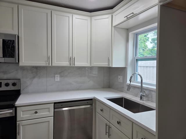 7601 Kimberly Boulevard, North Lauderdale FL 33068 - North Lauderdale, FL - Photo 6