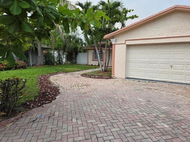 7601 Kimberly Boulevard, North Lauderdale FL 33068 - North Lauderdale, FL - Photo 3