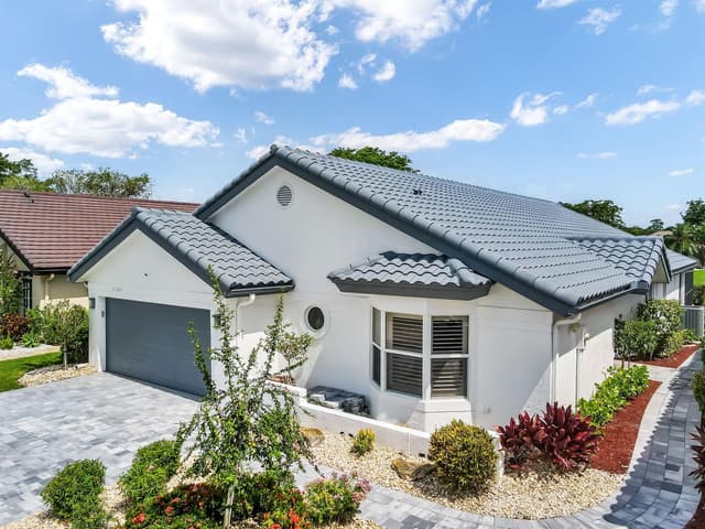 21089 Cottonwood Drive, Boca Raton FL 33428 - Boca Raton, FL - Photo 3