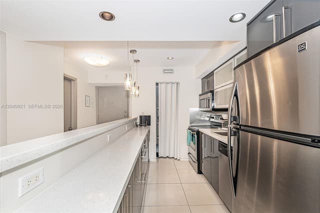 201 178th Dr # 215, Sunny Isles Beach FL 33160 - Sunny Isles Beach, FL - Photo 5