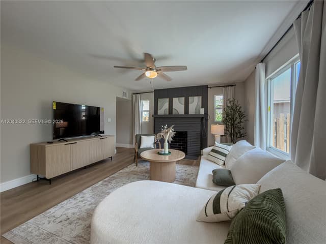 1813 SW 10th St, Fort Lauderdale FL 33312 - Fort Lauderdale, FL - Photo 2