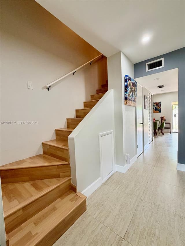 6667 Miller Dr # 15, South Miami FL 33155 - South Miami, FL - Photo 5