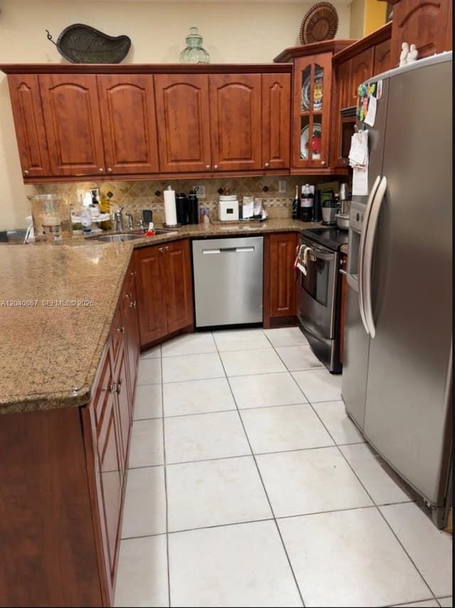 8741 NW 141st Ter, Miami Lakes FL 33018 - Miami Lakes, FL - Photo 6