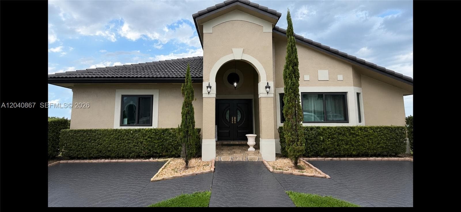 8741 NW 141st Ter, Miami Lakes FL 33018 - Miami Lakes, FL - Photo 1