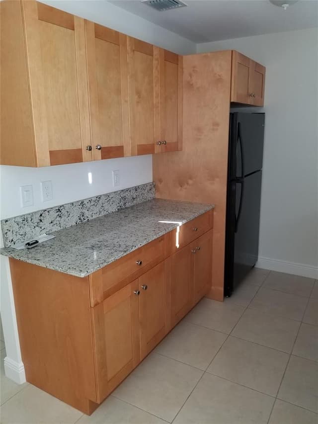 5171 Eadie Place, West Palm Beach FL 33407 - West Palm Beach, FL - Photo 3