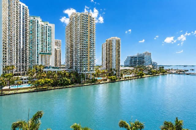 495 Brickell Ave, Miami FL 33131 - Miami, FL - Photo 3