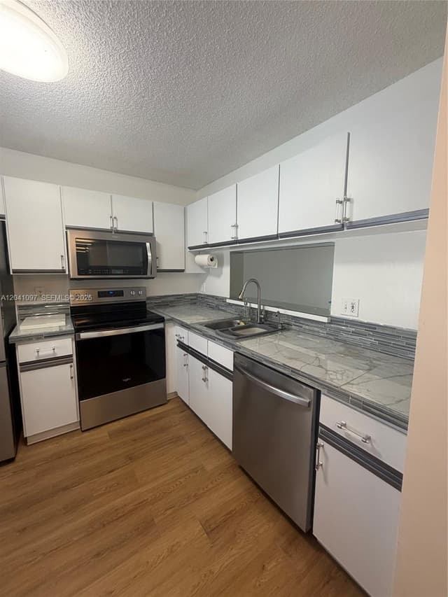 3031 Holiday Springs Blvd # 7, Margate FL 33063 - Margate, FL - Photo 3