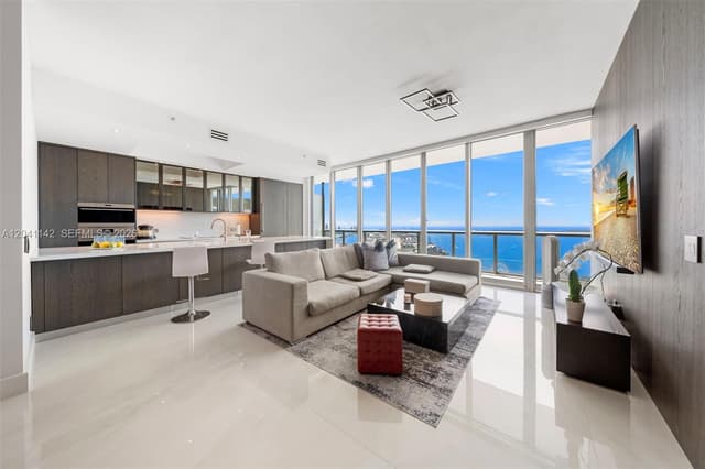 888 Biscayne Blvd # 5404, Miami FL 33132 - Miami, FL - Photo 3