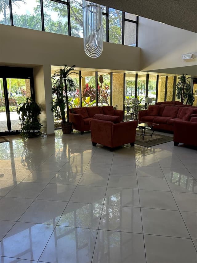 16325 Golf Club Rd # 304, Weston FL 33326 - Weston, FL - Photo 6