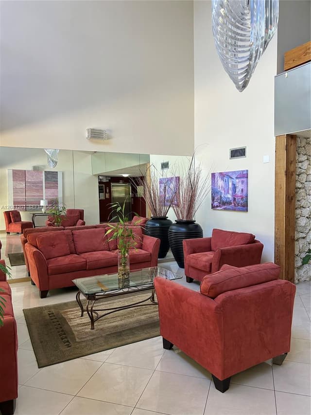 16325 Golf Club Rd # 304, Weston FL 33326 - Weston, FL - Photo 4