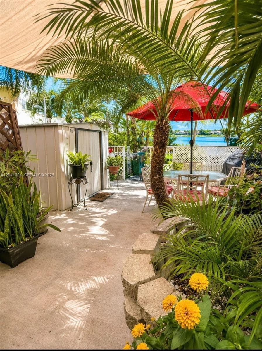 13918 SW 172nd Ter, Miami FL 33177